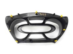 Recambio de moldura para renault captur zen referencia OEM IAM 682507178R   2