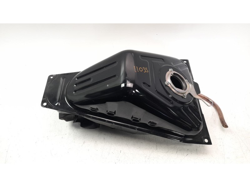 Recambio de deposito combustible para yamaha x-max 125 referencia OEM IAM B9YF411000  