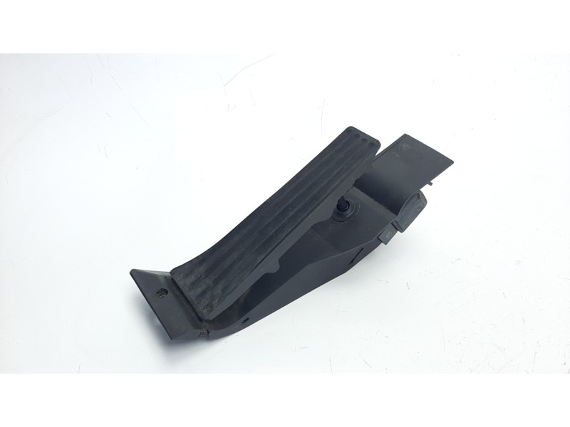 Recambio de potenciometro pedal para bmw serie 1 berlina (e81/e87) 2.0 16v diesel cat referencia OEM IAM 35426766931  