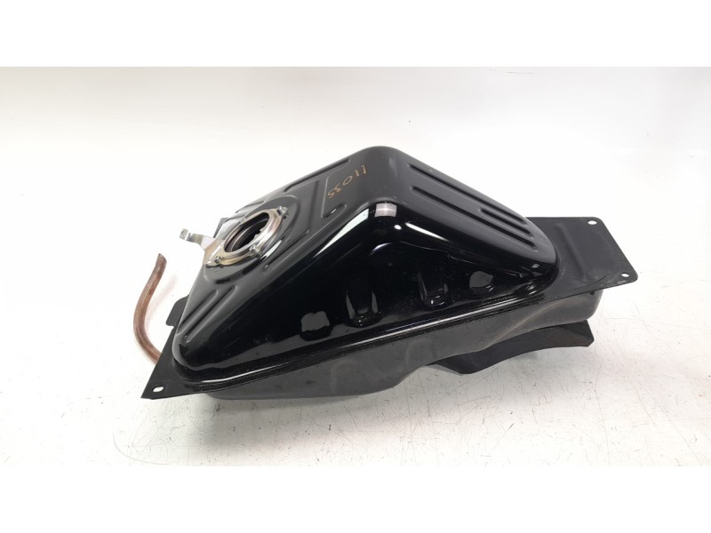 Recambio de deposito combustible para yamaha x-max 125 referencia OEM IAM B9YF411000  