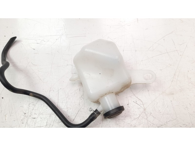 Recambio de deposito expansion para yamaha x-max 125 referencia OEM IAM B9YF187100  