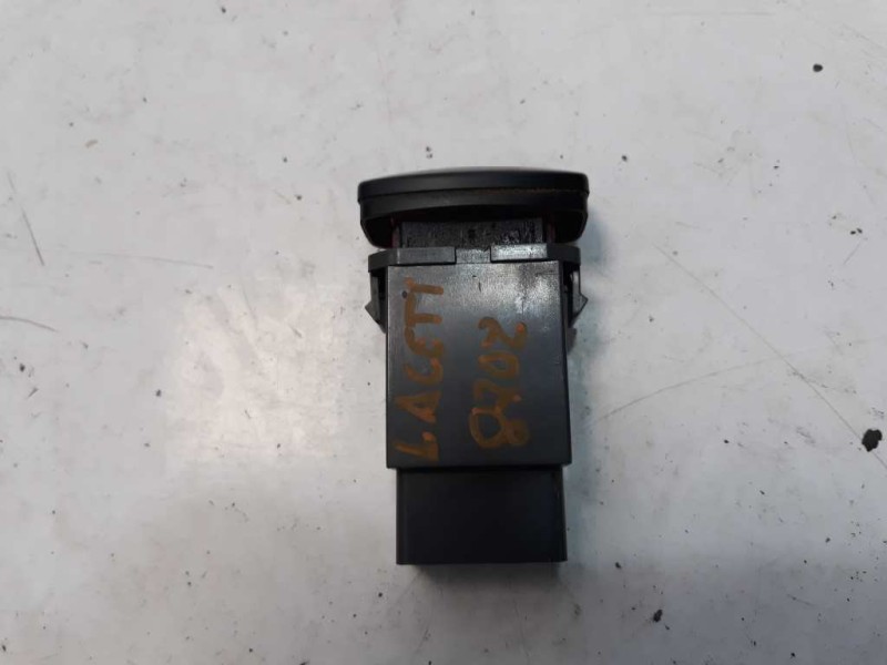 Recambio de warning para chevrolet lacetti se referencia OEM IAM 864W0140  