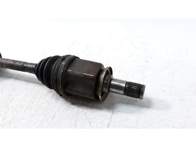 Recambio de transmision delantera izquierda para land rover range rover sport 3.0 td v6 cat referencia OEM IAM LR025874 R2312 TD