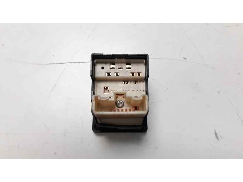 Recambio de mando retrovisor para toyota auris luna referencia OEM IAM 769746D  