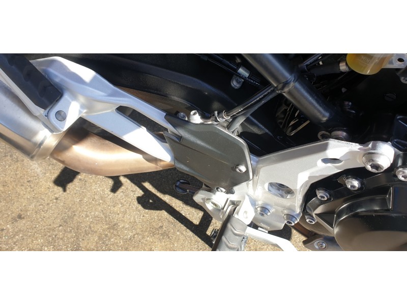 Recambio de bomba freno para bmw f 900 xr referencia OEM IAM 34217692190  