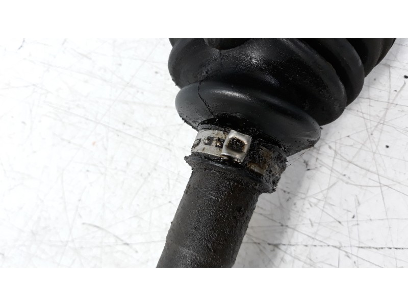 Recambio de transmision delantera izquierda para land rover range rover sport 3.0 td v6 cat referencia OEM IAM LR025874 R2312 TD