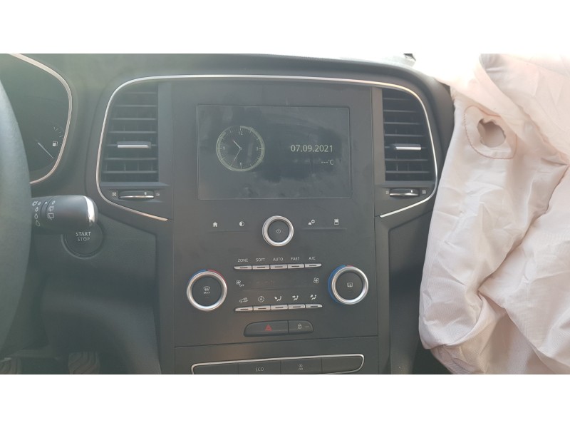 Recambio de pantalla multifuncion para renault megane iv berlina 5p referencia OEM IAM 280908878R  