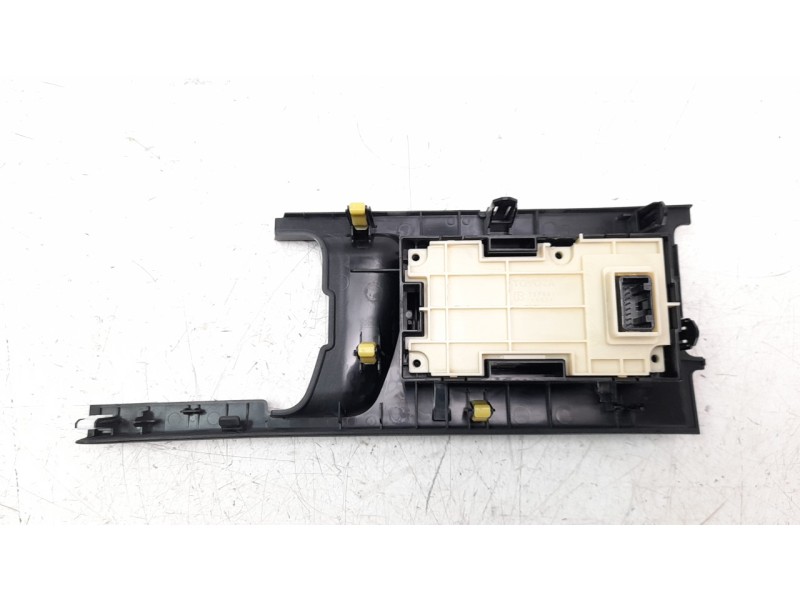 Recambio de mando multifuncion para lexus xe2 is300h referencia OEM IAM 75F941  