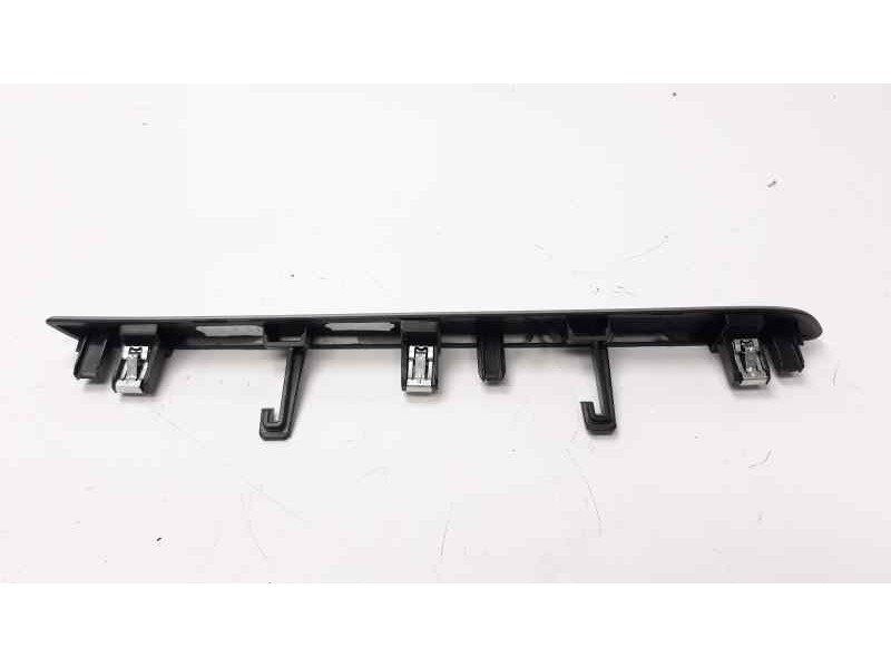 Recambio de moldura para renault megane iv berlina 5p zen referencia OEM IAM 684125999R  