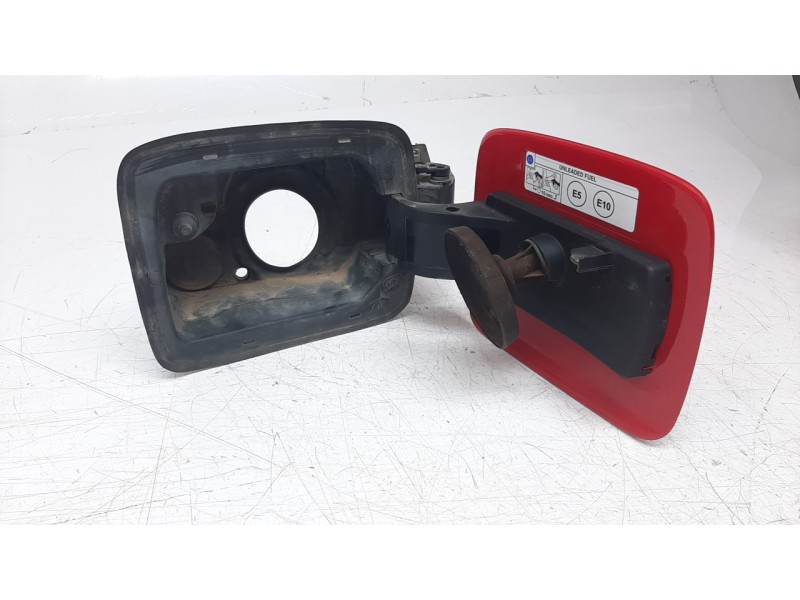 Recambio de tapa exterior combustible para jeep renegade 1.0 t-gdi cat referencia OEM IAM 51953507  