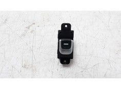 MANDO ELEVALUNAS TRASERO DERECHO 93581D4000 