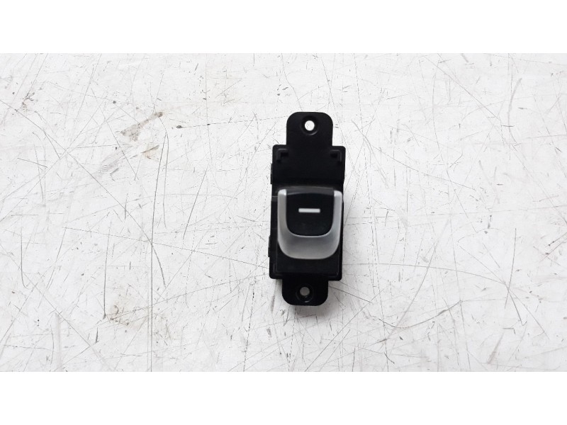 Recambio de mando elevalunas trasero derecho para kia optima 1.7 crdi cat referencia OEM IAM 93581D4000  
