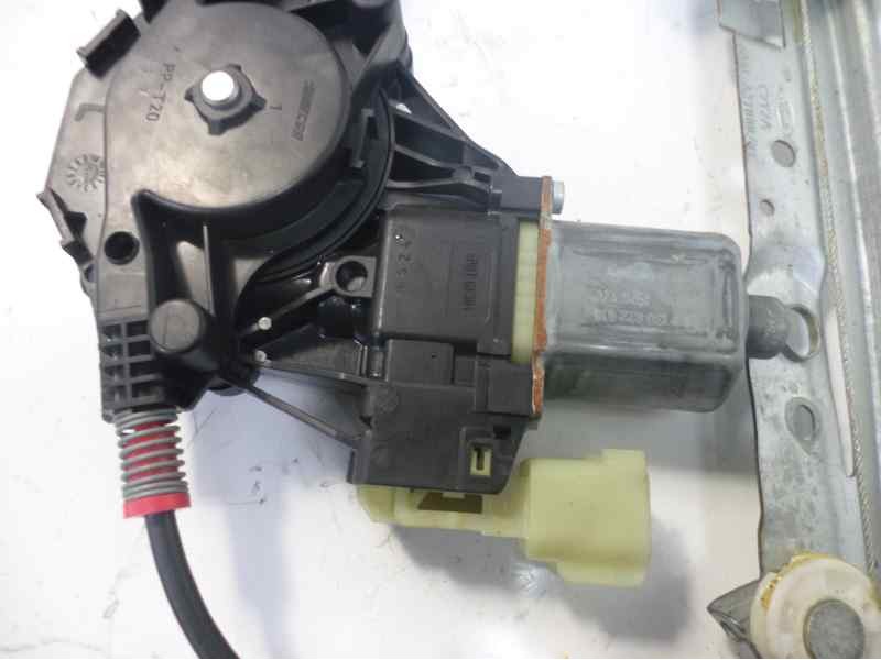 Recambio de elevalunas trasero izquierdo para ford fiesta (ccn) ambiente referencia OEM IAM 1568451  118601