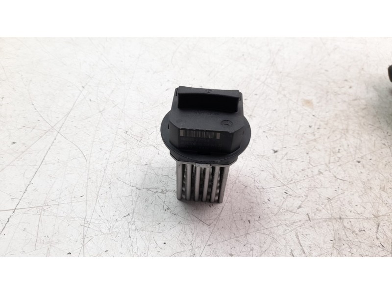 Recambio de resistencia calefaccion para land rover evoque referencia OEM IAM F7253002  