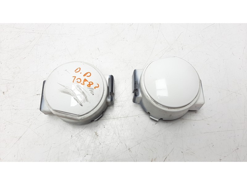 Recambio de molduras delanteras para ds 3 desire referencia OEM IAM 9814808877  