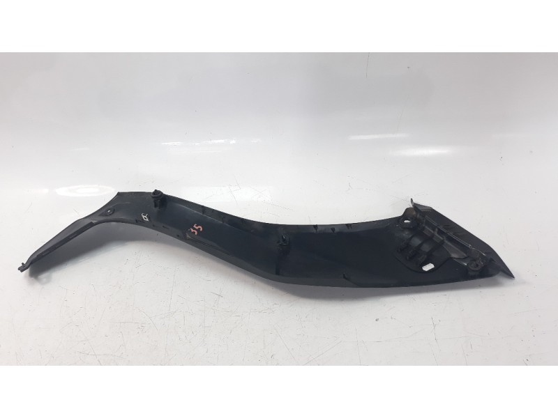 Recambio de moldura para yamaha x-max 125 referencia OEM IAM BL1F171100  