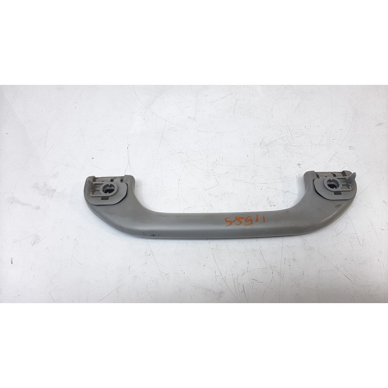 Recambio de asidero techo delantero derecho para mitsubishi montero (v60/v70) 3.2 di-d cat referencia OEM IAM MR330021  