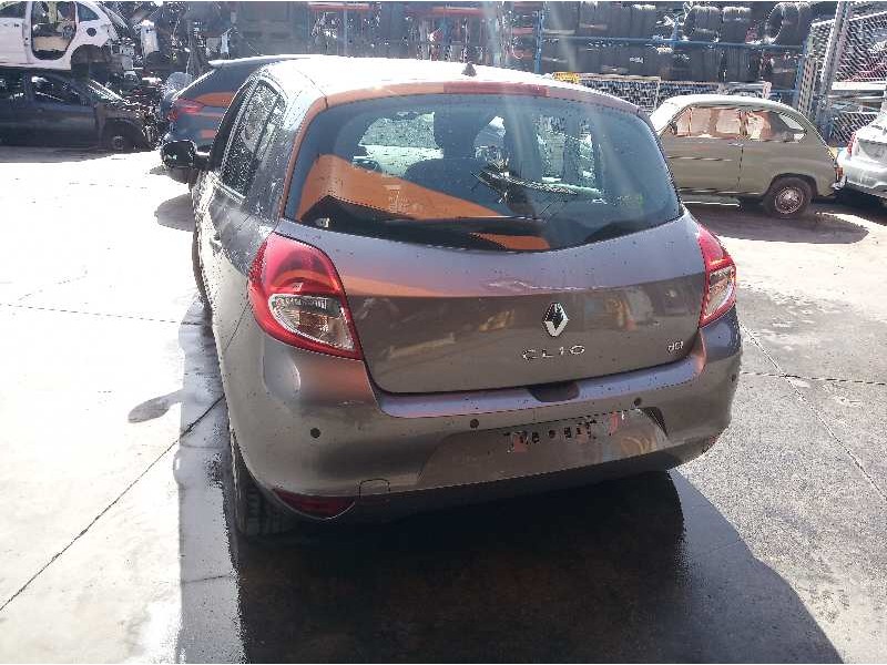 renault clio iii del año 2012