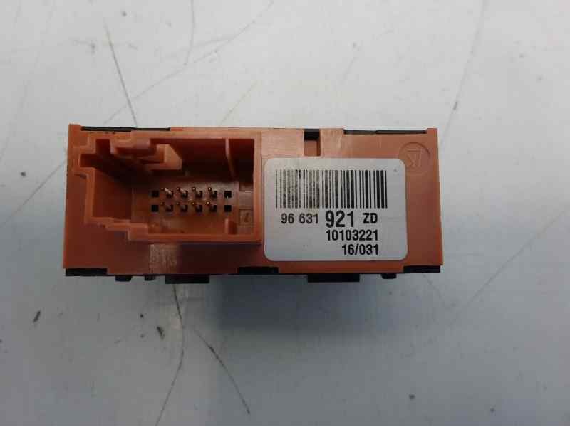 Recambio de interruptor para citroen c3 picasso live edition referencia OEM IAM 96631921ZD  