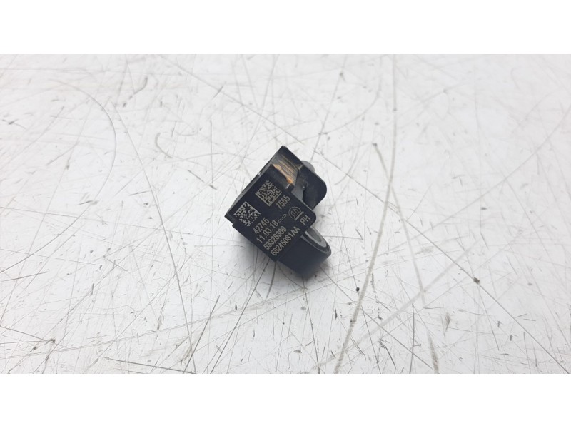 Recambio de sensor para jeep compass ii 2.0 m-jet cat referencia OEM IAM 68245081AA  