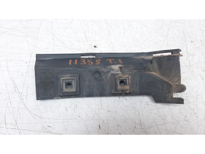 Recambio de molduras traseras para volvo v50 familiar 1.6 diesel cat referencia OEM IAM 30698696  