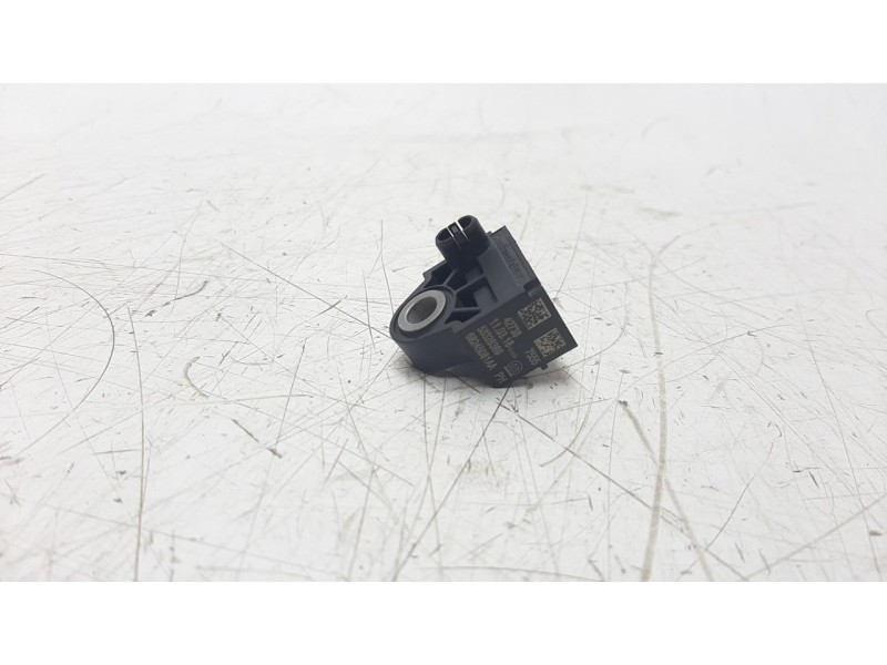 Recambio de sensor para jeep compass ii 2.0 m-jet cat referencia OEM IAM 68245081AA  