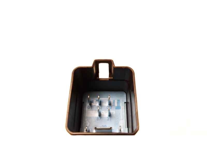 Recambio de caja precalentamiento para seat ibiza (6p1) fr referencia OEM IAM 04B907281  