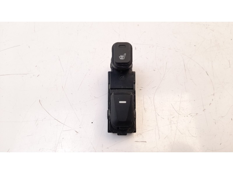 Recambio de mando elevalunas trasero izquierdo para hyundai ix35 1.7 crdi cat referencia OEM IAM 935802S7109P  