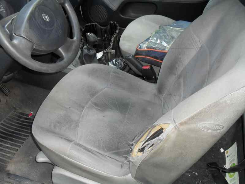 renault clio ii fase ii (b/cb0) del año 2001