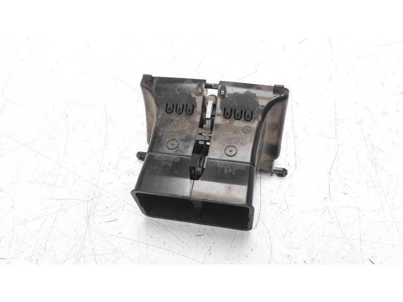 Recambio de rejilla aireadora para volkswagen passat lim. (362) advance bluemotion referencia OEM IAM 3AA8192038099  