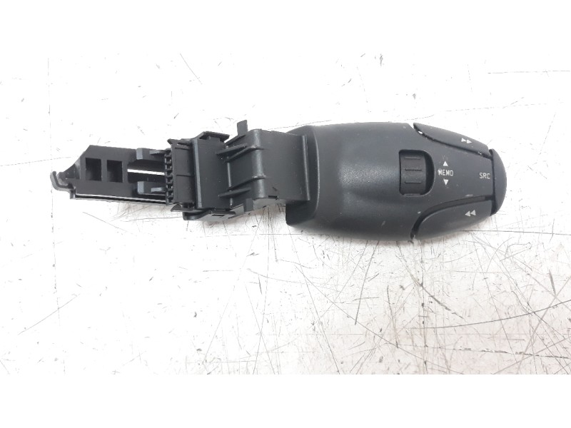 Recambio de mando volante para peugeot 307 cc (s1) 1.6 16v cat referencia OEM IAM 96538207XT  