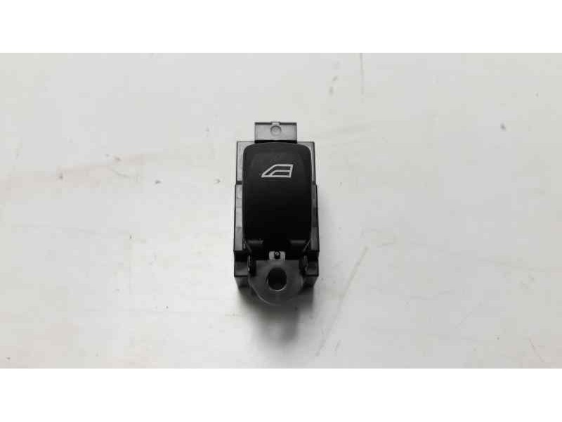 Recambio de mando elevalunas delantero derecho para volvo v40 kinetic referencia OEM IAM 31394840  