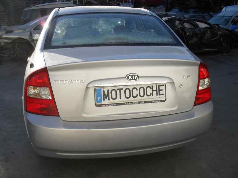 kia cerato del año 2005