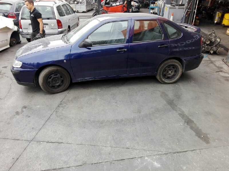 seat cordoba berlina (6k2) del año 2000