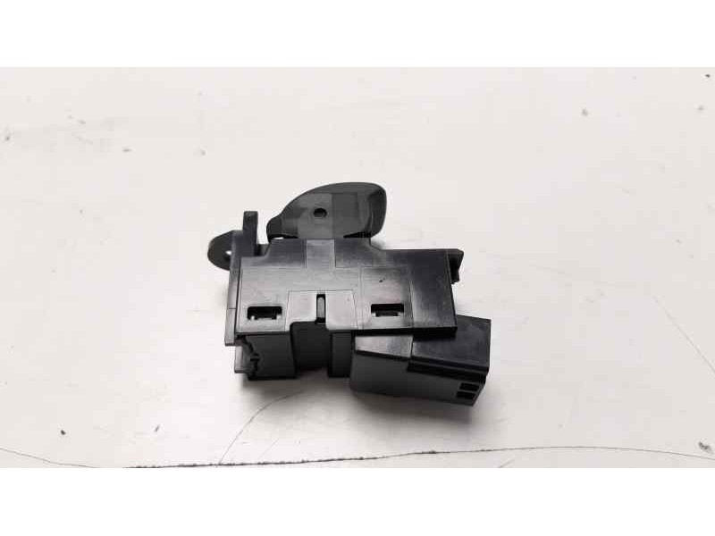 Recambio de mando elevalunas trasero izquierdo para volvo v40 kinetic referencia OEM IAM 31394840  
