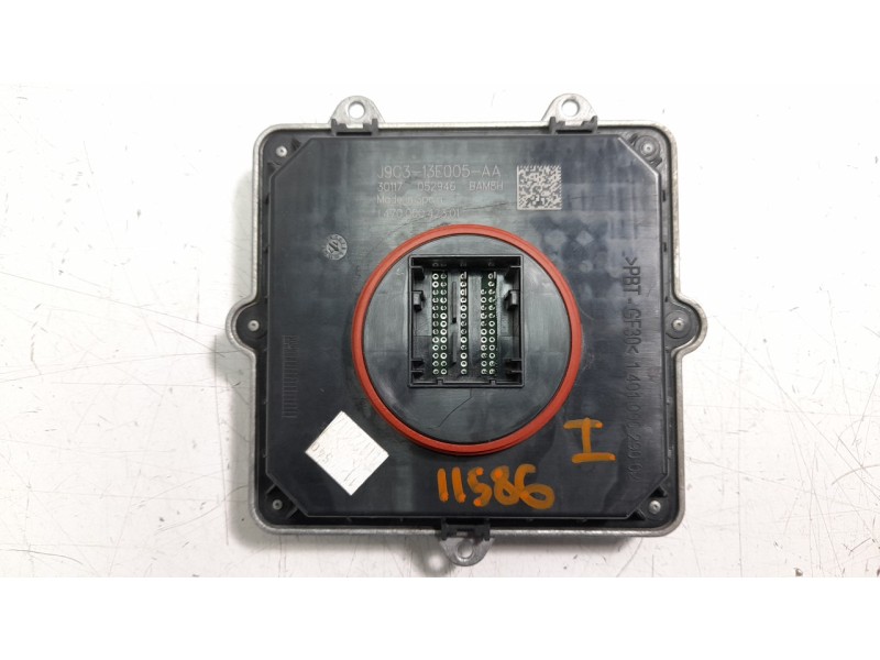 Recambio de centralita faros xenon para jaguar e-pace 2.0 diesel cat referencia OEM IAM J9C313E005  