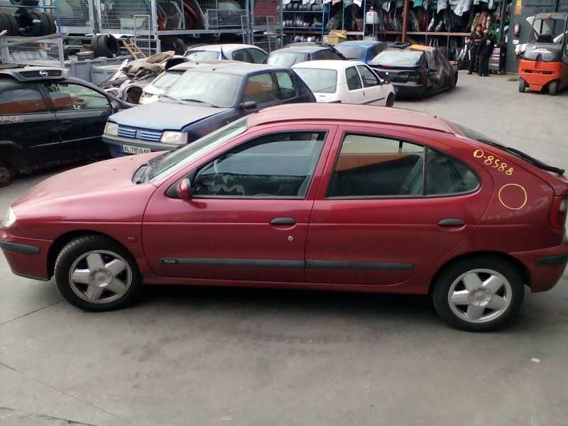 renault megane i berlina hatchback (ba0) del año 1999