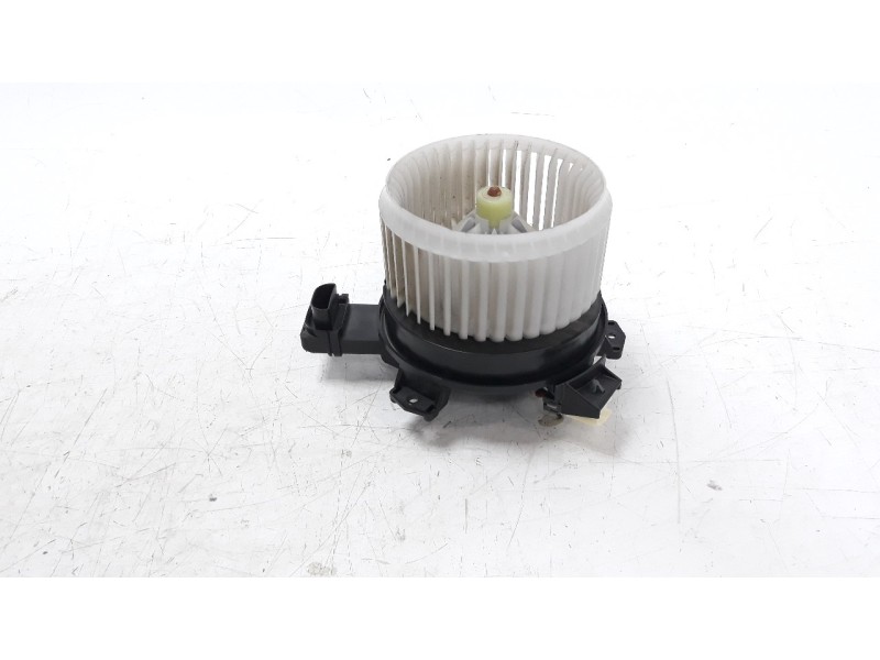 Recambio de ventilador calefaccion para kia optima 1.7 crdi cat referencia OEM IAM 97113D4000  