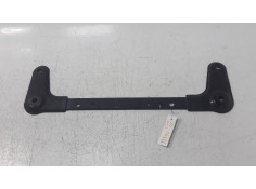 Recambio de travesaño inferior para renault clio iv 1.2 16v referencia OEM IAM 8200537419  