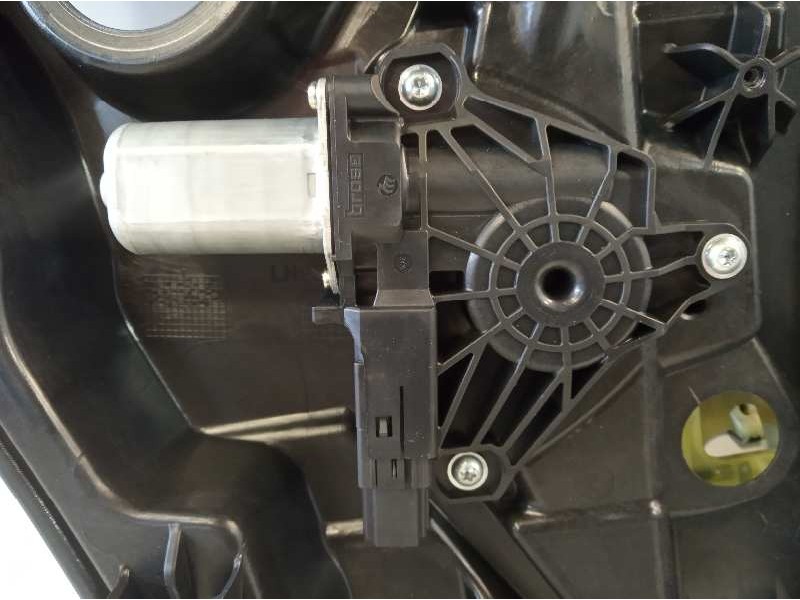 Recambio de elevalunas trasero izquierdo para volvo v40 kinetic referencia OEM IAM 3346902  