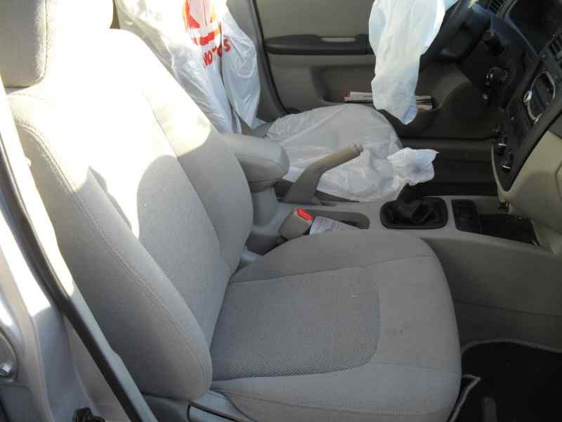 kia cerato del año 2005