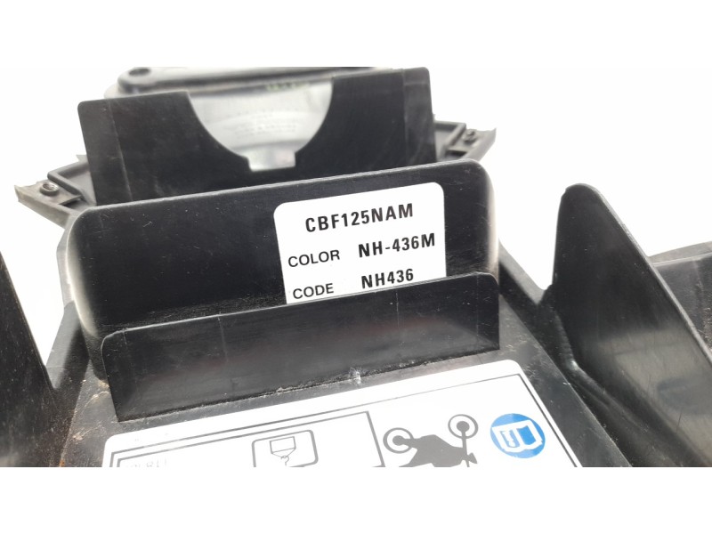 Recambio de guardabarros trasero para honda cb 125 f referencia OEM IAM 80131K98E00  