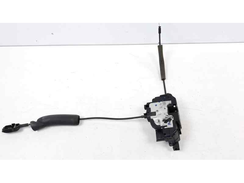 Recambio de cerradura puerta trasera derecha para renault megane iii berlina 5 p emotion referencia OEM IAM 825020002R  