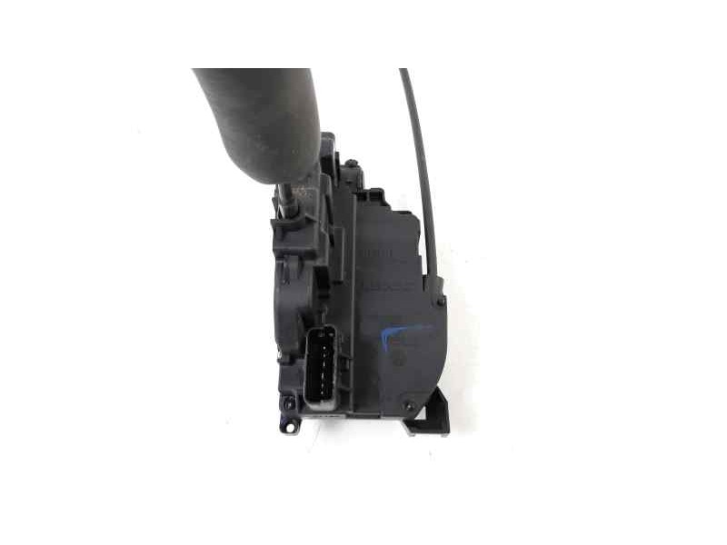 Recambio de cerradura puerta trasera izquierda para renault megane iii berlina 5 p emotion referencia OEM IAM 825030002R  