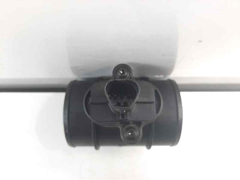 Recambio de caudalimetro para opel corsa e selective referencia OEM IAM 13452145  