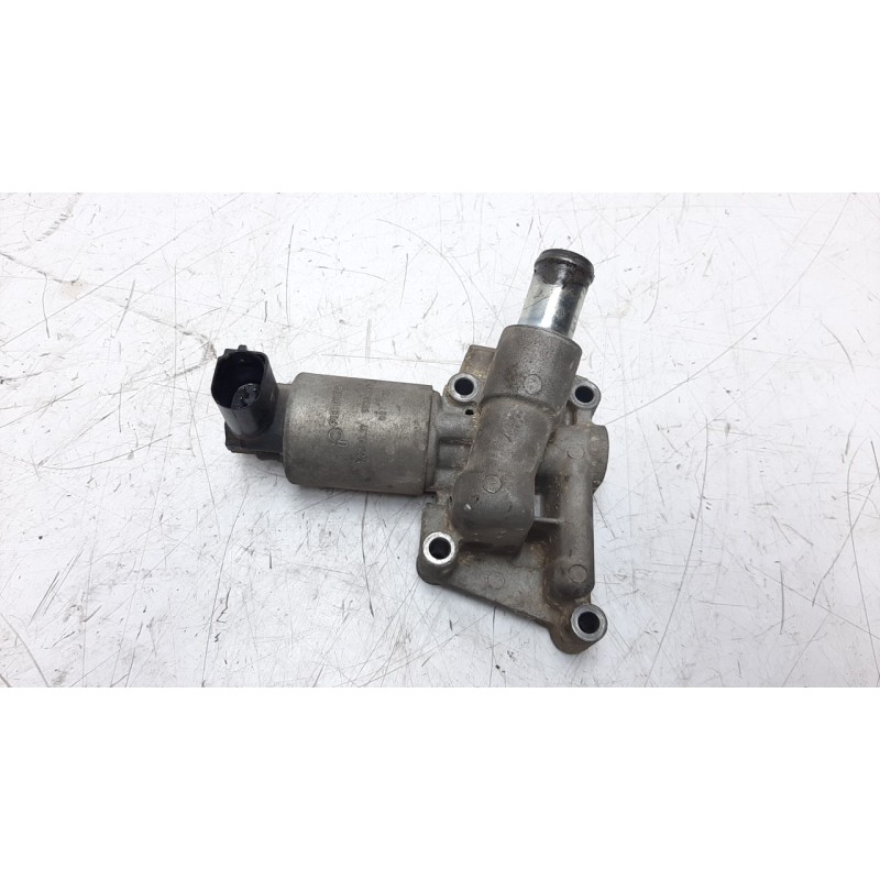Recambio de valvula egr para opel corsa d 1.4 16v referencia OEM IAM 55556720  