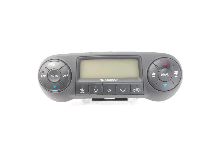 Recambio de mando climatizador para hyundai ix35 1.7 crdi cat referencia OEM IAM 972502Y301  