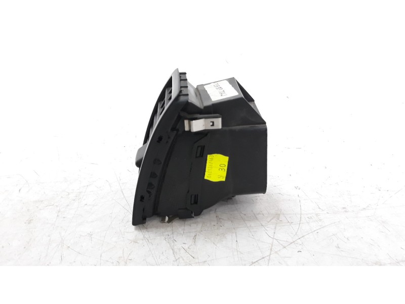 Recambio de rejilla aireadora para volkswagen touareg (7la) 3.2 v6 24v referencia OEM IAM 7L6819704J  