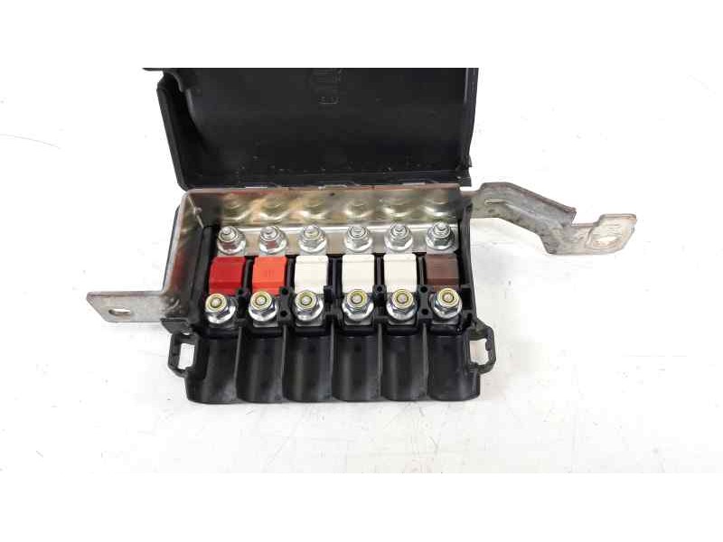 Recambio de caja reles / fusibles para renault megane iii berlina 5 p emotion referencia OEM IAM 243170003R 557304811 
