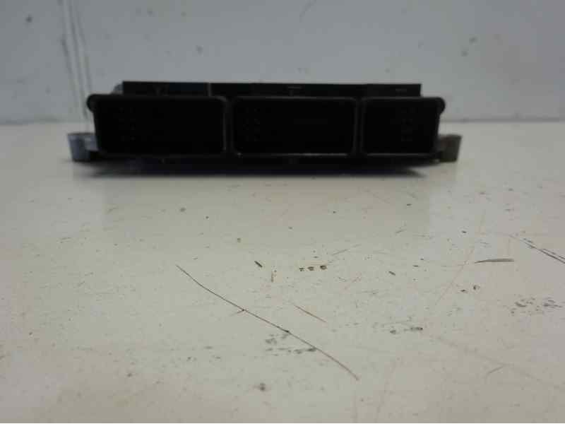 Recambio de centralita motor uce para dacia logan mcv ii sl audacia referencia OEM IAM 237102213R 0281030439 